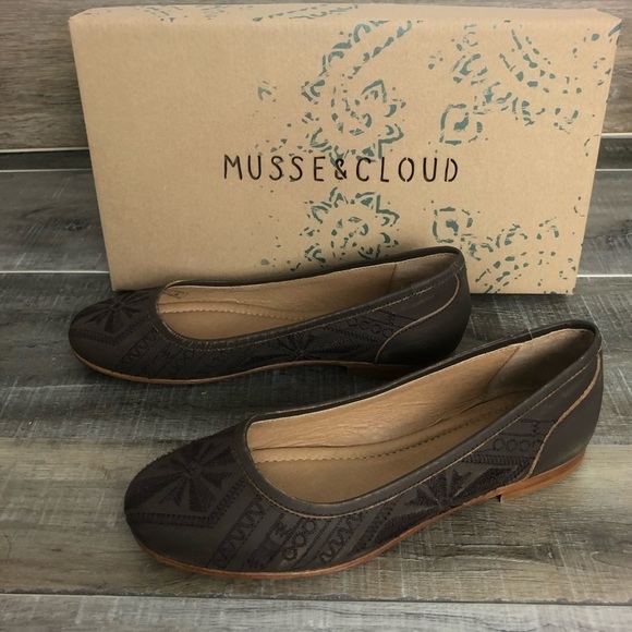 Muse & Cloud Kendal Brown Ballet Leather Flats Size 9 - Picture 3 of 9